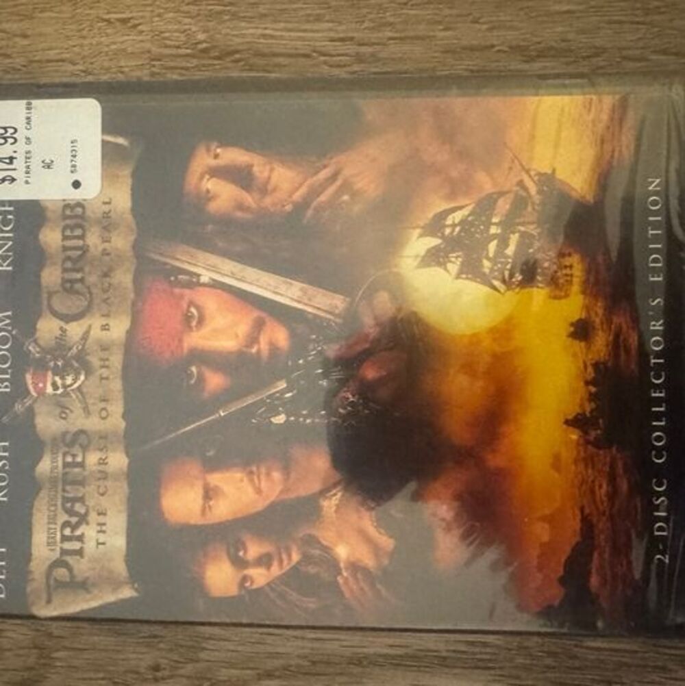 Pirates of the Caribbean: The Curse of the Black Pearl (Sealed)
